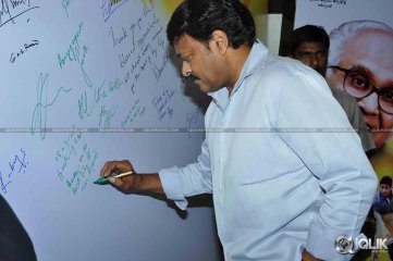 Manam World Premiere show Photos